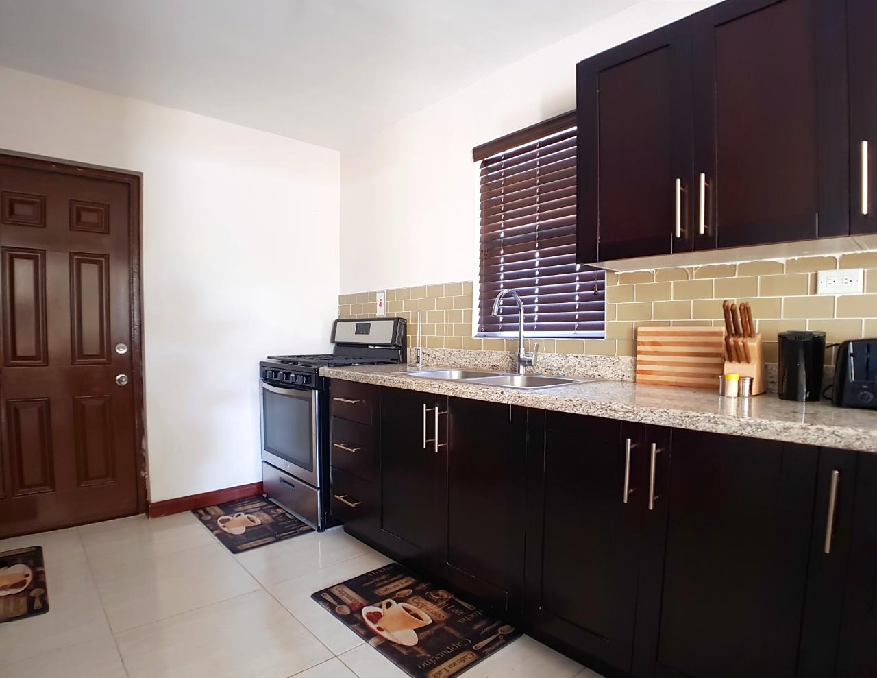 Townhouse For Sale PORT ROYAL DRIVE, Bridgeport 45,000,000 Keez