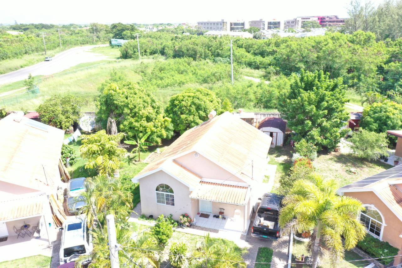 House For Sale CARIBBEAN ESTATE (PHASE 1, Caribbean Estates