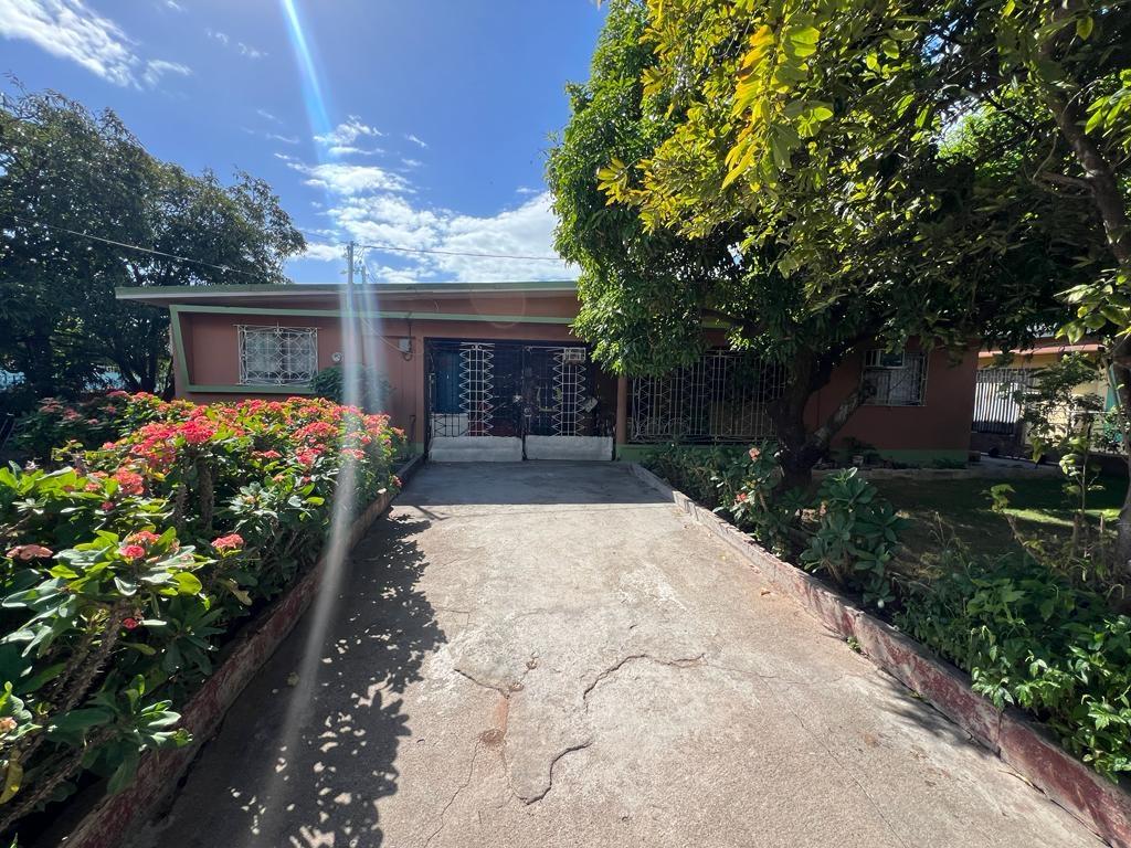 House For Sale HARWOOD DRIVE KINGSTON 20, KINGSTON 28,500,000 Keez