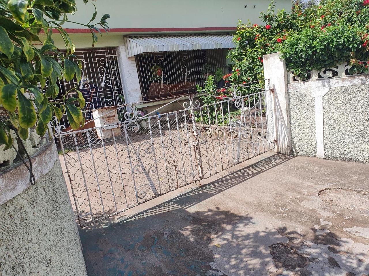 House For Sale PENNANT DRIVE, WHITEHALL, Kingston 19 22,000,000 Keez