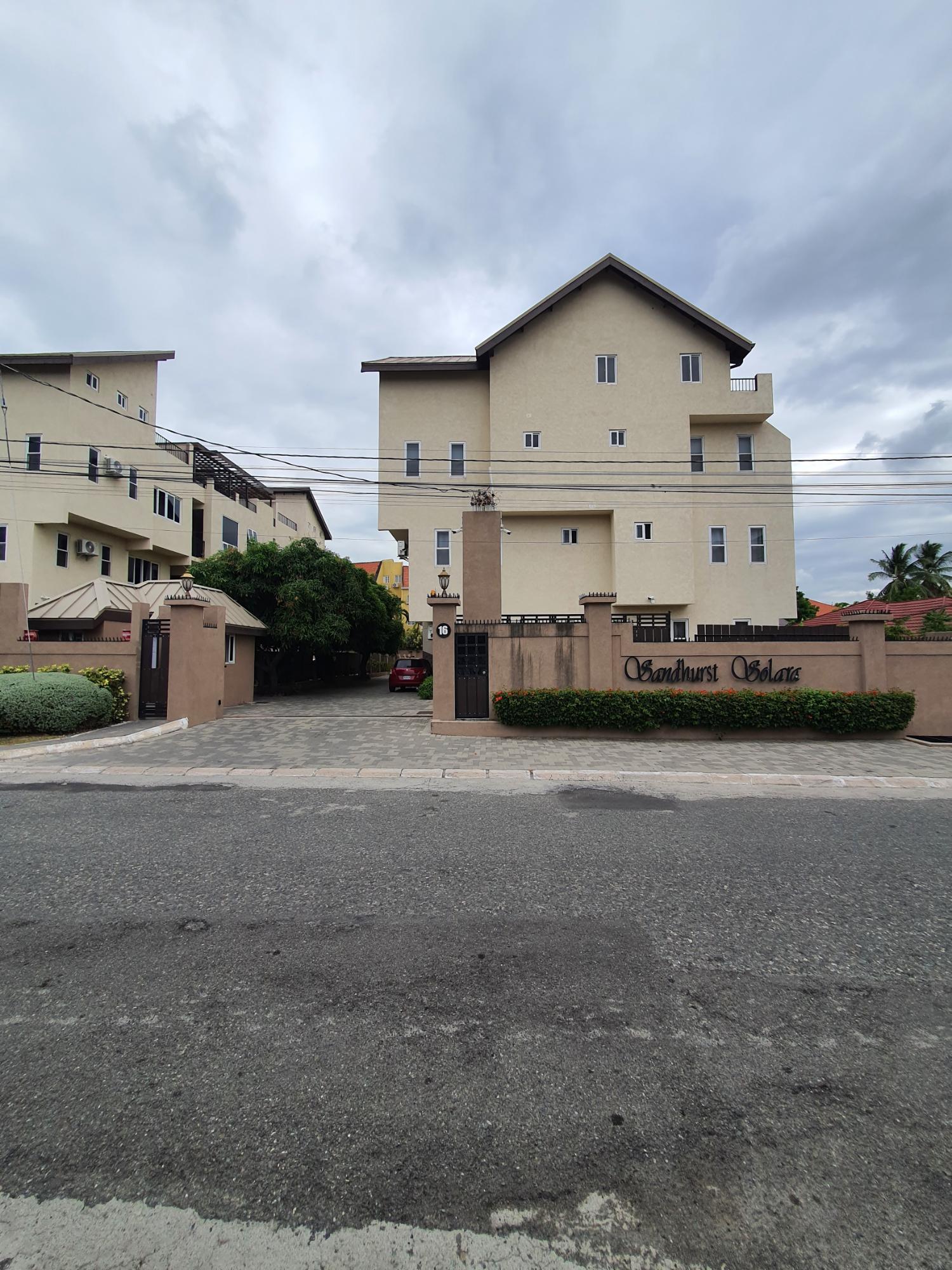 Apartment For Rent SANDHURST CRESCENT, Kingston 6 2,000 Keez