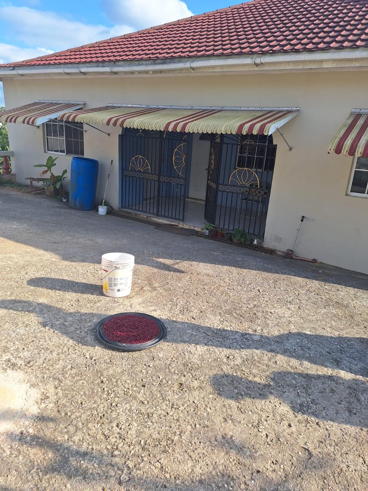 House For Sale COLEYVILLE, MANCHESTER, Coleyville 35,000,000 Keez