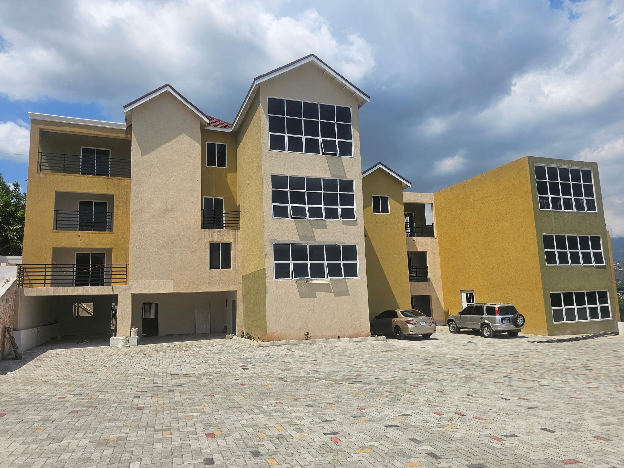 Apartment For Sale ELMWOOD TERRACE, Kingston 19 44,000,000 Keez