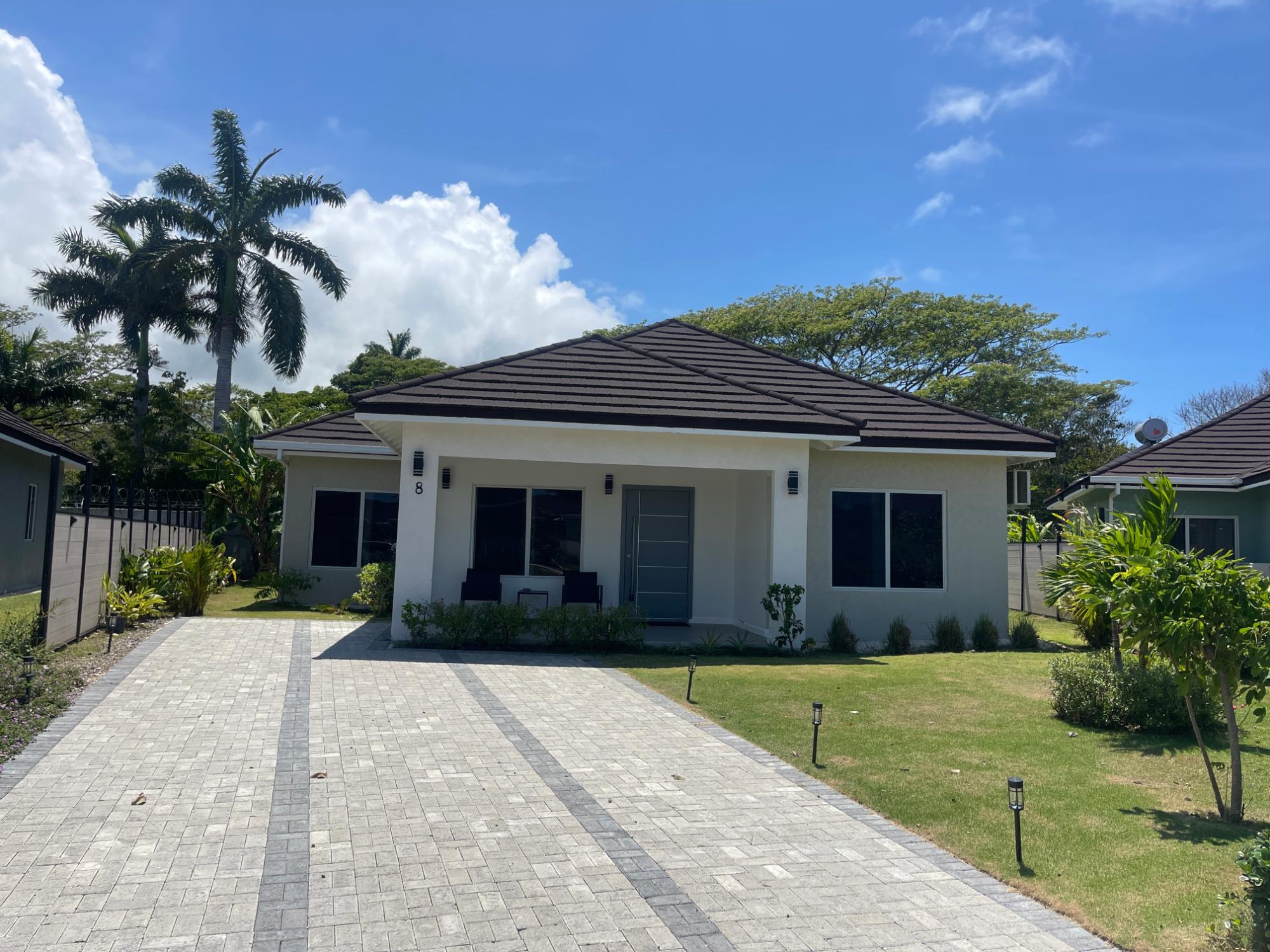 House For Rent MARINA VILLAS, St. Annapos;s Bay 4,000 Keez