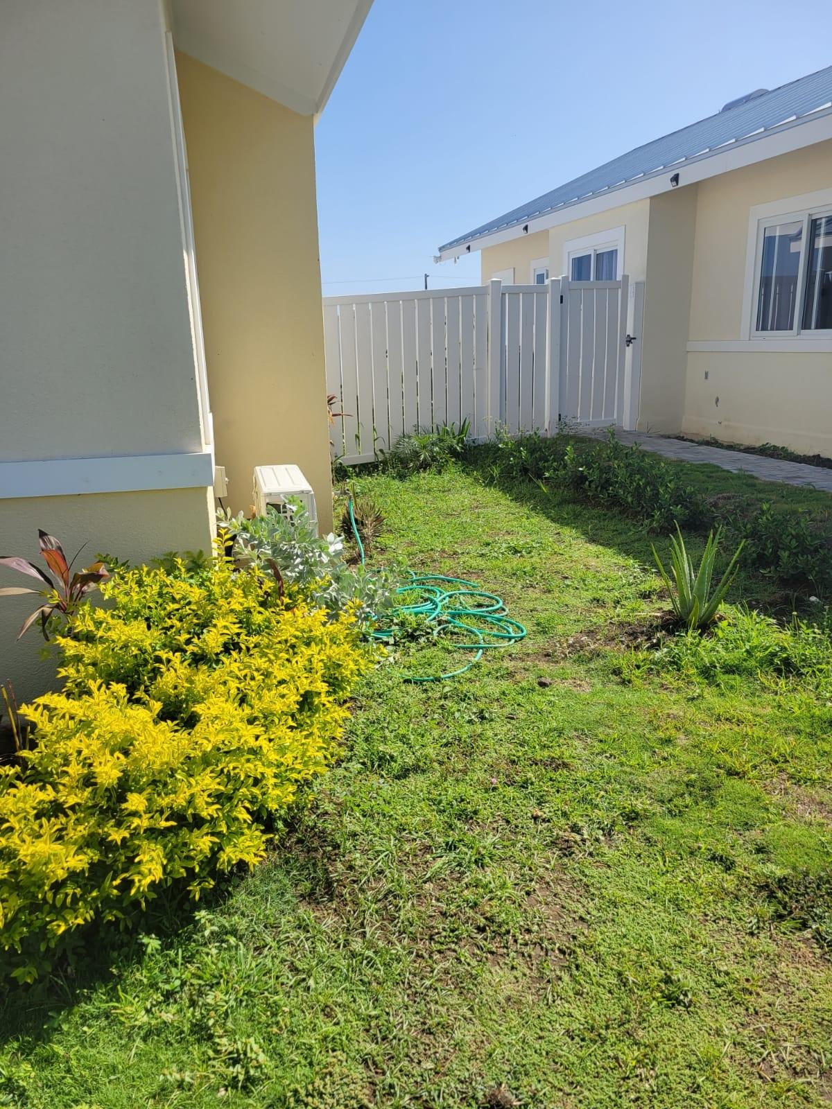 House For Rent OCEAN POINTE, LUCEA, HANO, Lucea 1,500 Keez