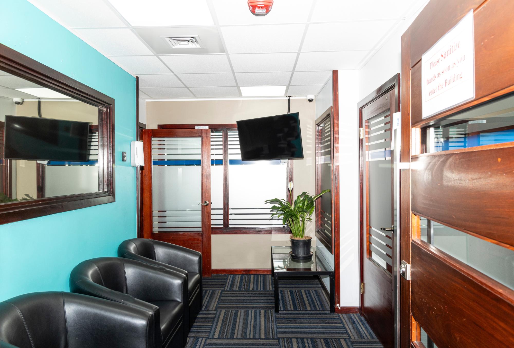 Offices / Commercial Bldg For Rent KNUTSFORD BOULEVARD, KINGSTON