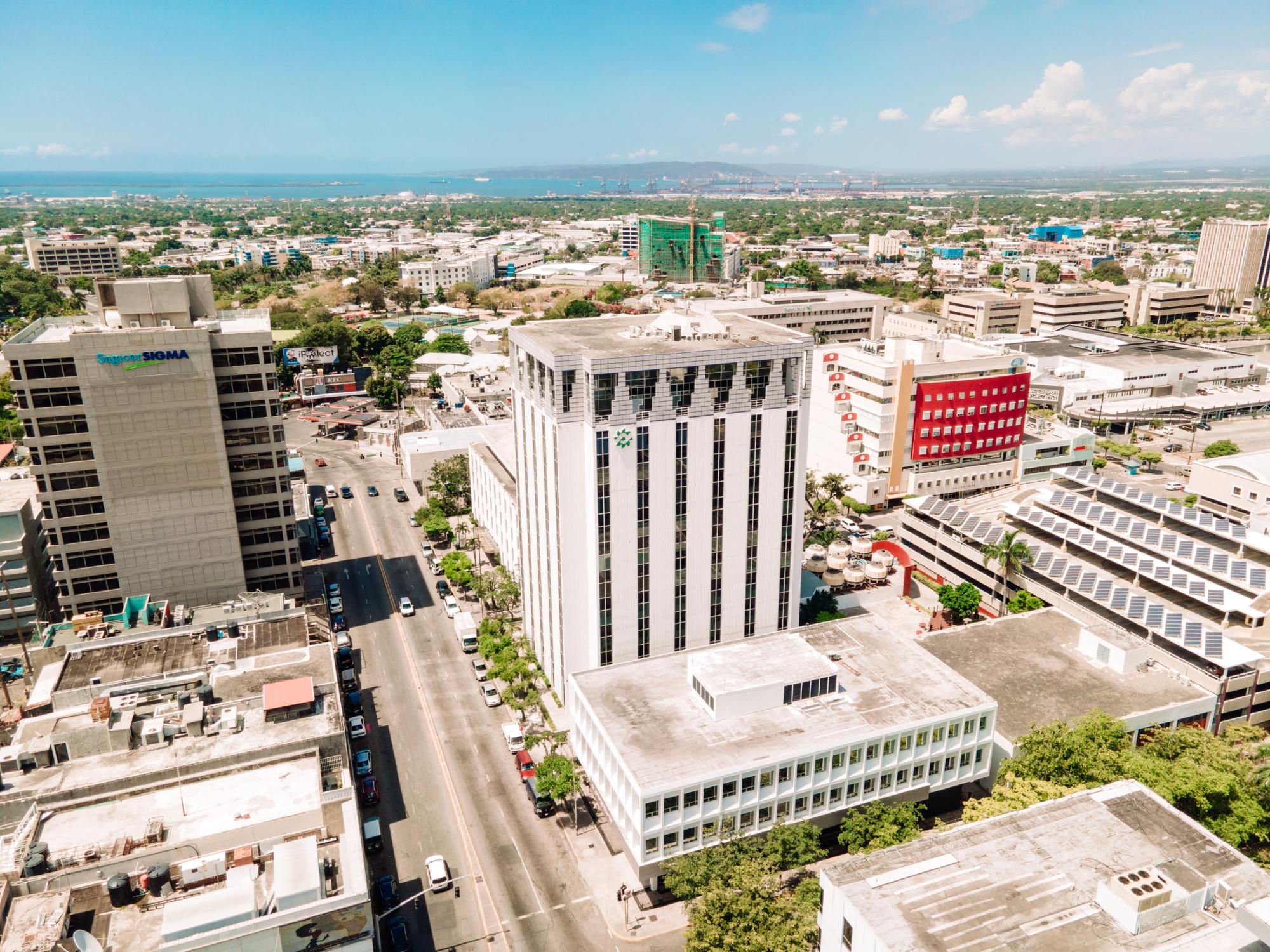 Offices / Commercial Bldg For Rent KNUTSFORD BOULEVARD, 2913 11,597