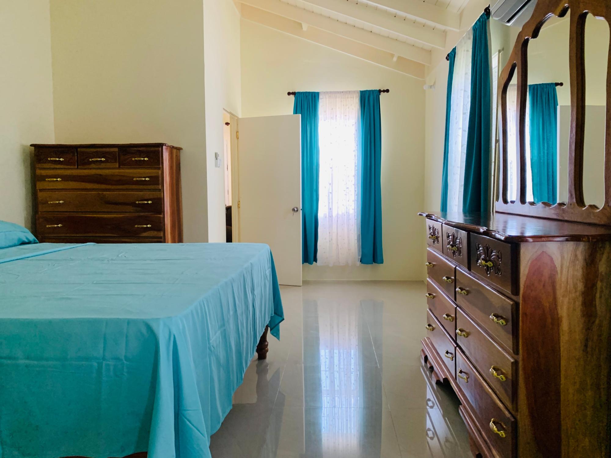 House For Rent STONEBROOK MANOR, TRELAWN, Falmouth 1,500 Keez