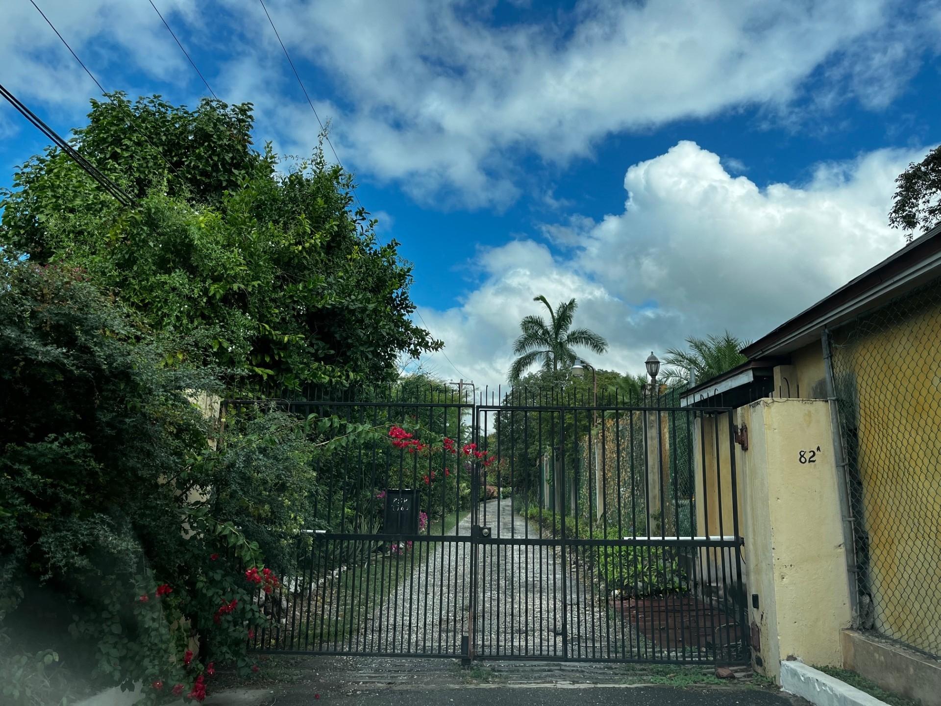 Apartment For Sale HOPE ROAD, Kingston 6 26,000,000 Keez