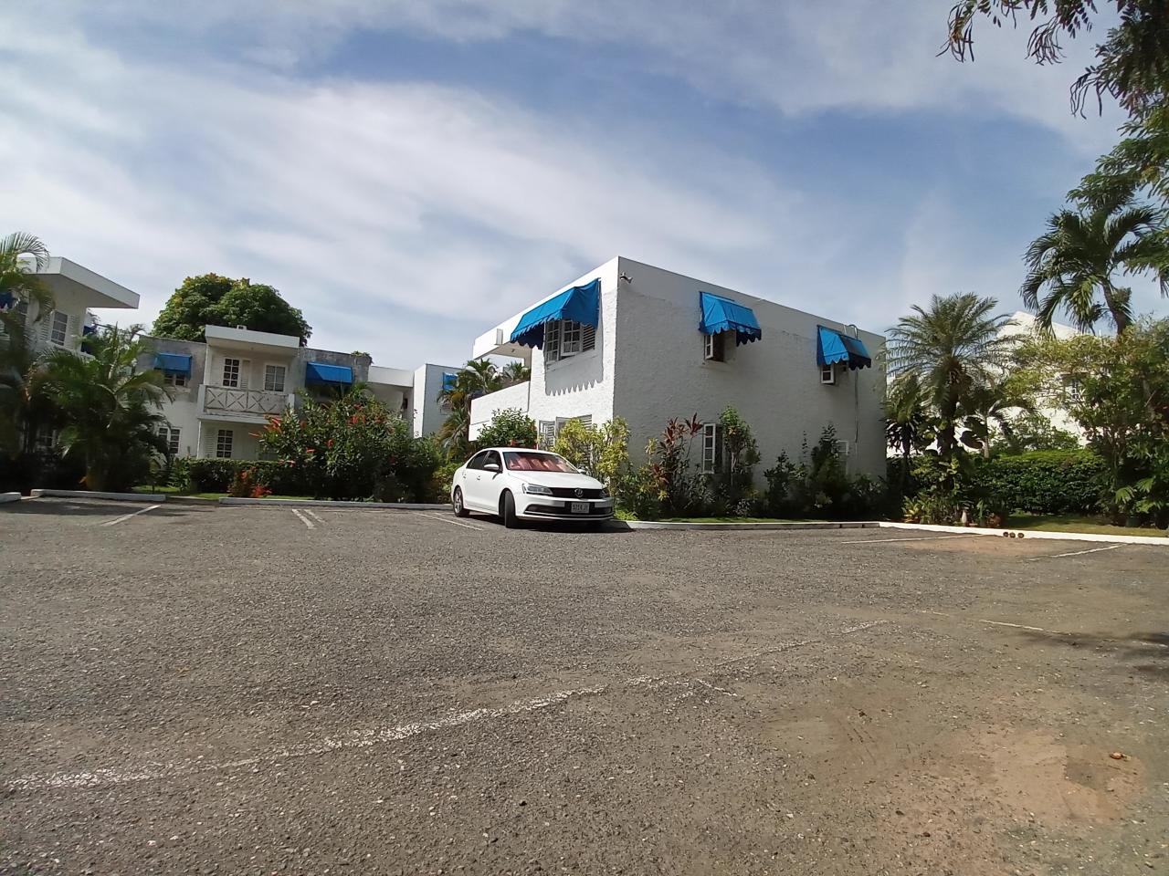 Keez Real Estate Listings in Jamaica Easily find your place!