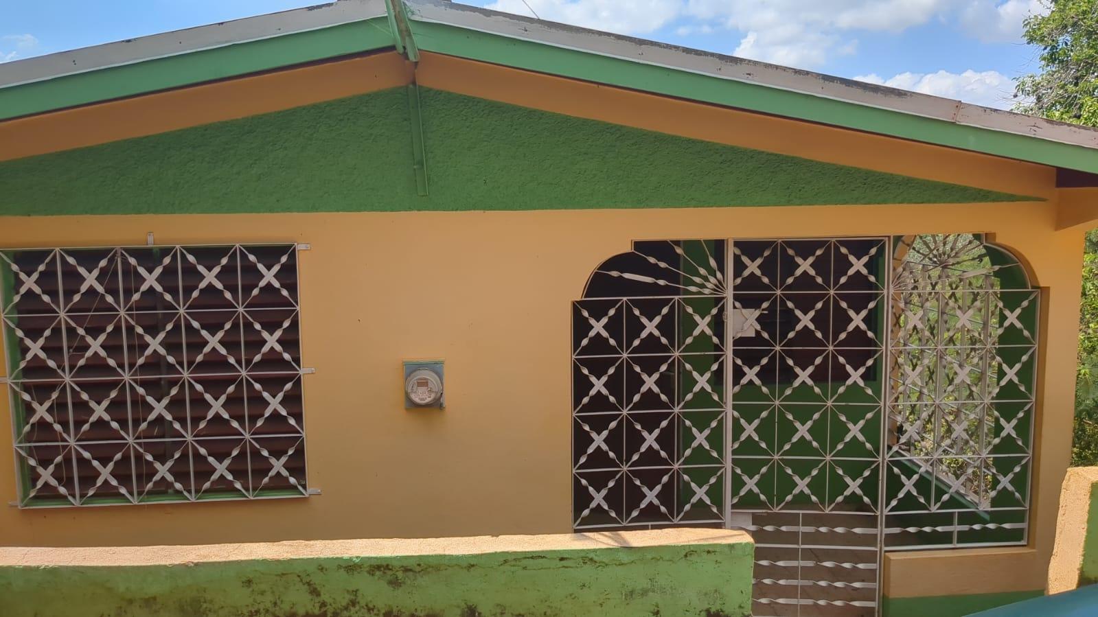 House For Sale SUNRISE CRESCENT, Kingston 19 24,000,000 Keez