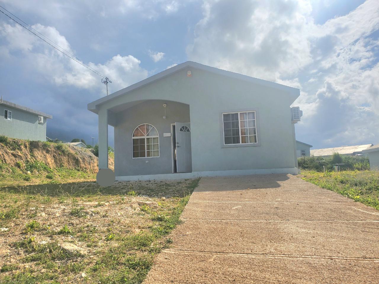 House For Sale CAMELOT VILLAGE, Discovery Bay 290,000 Keez