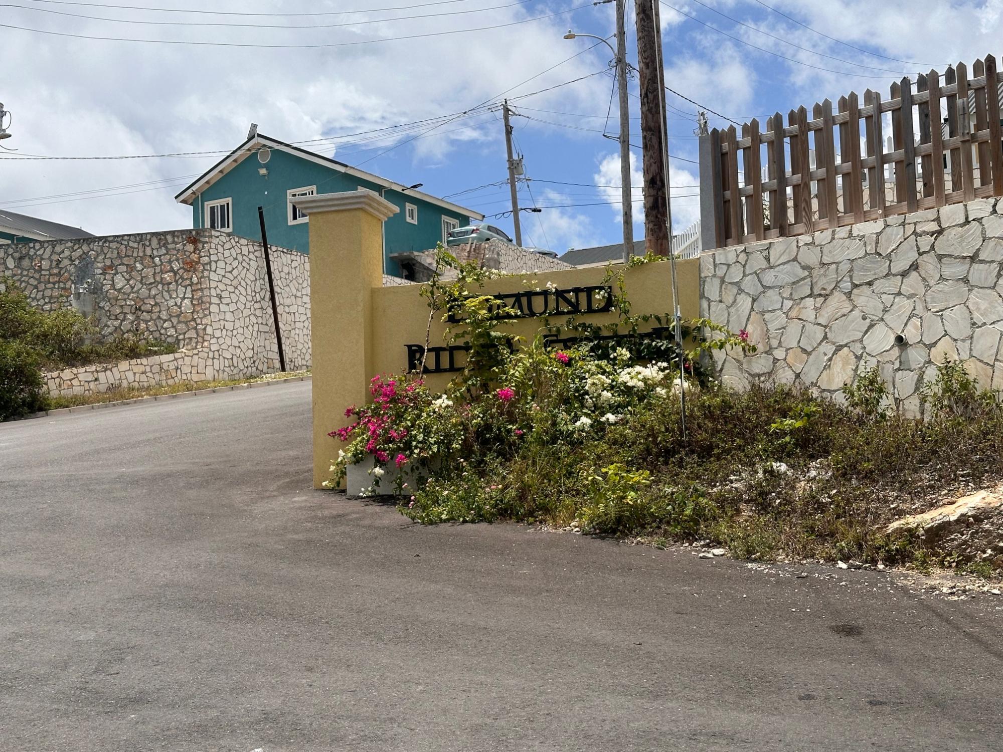 House For Rent ROSEVALE ESTATE, SPOT VALLEY 100,000 Keez