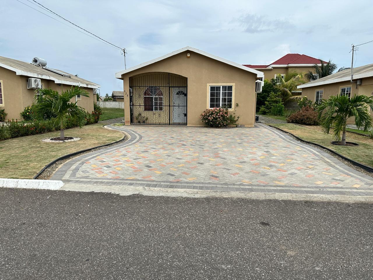 House For Rent RENEE AVENUE, MORRIS MEAD, Greater Portmore 85,000