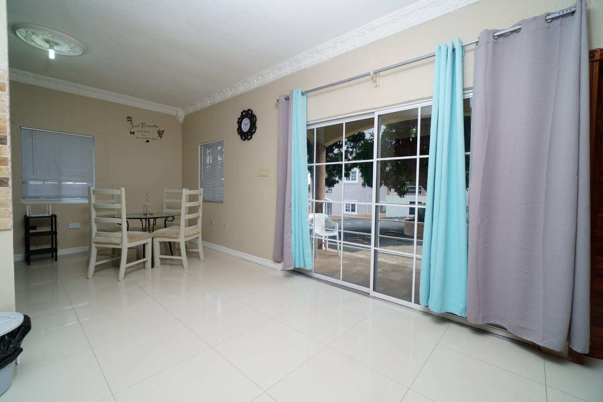 Apartment For Rent RED HILLS ROAD, Kingston 19 210,000 Keez