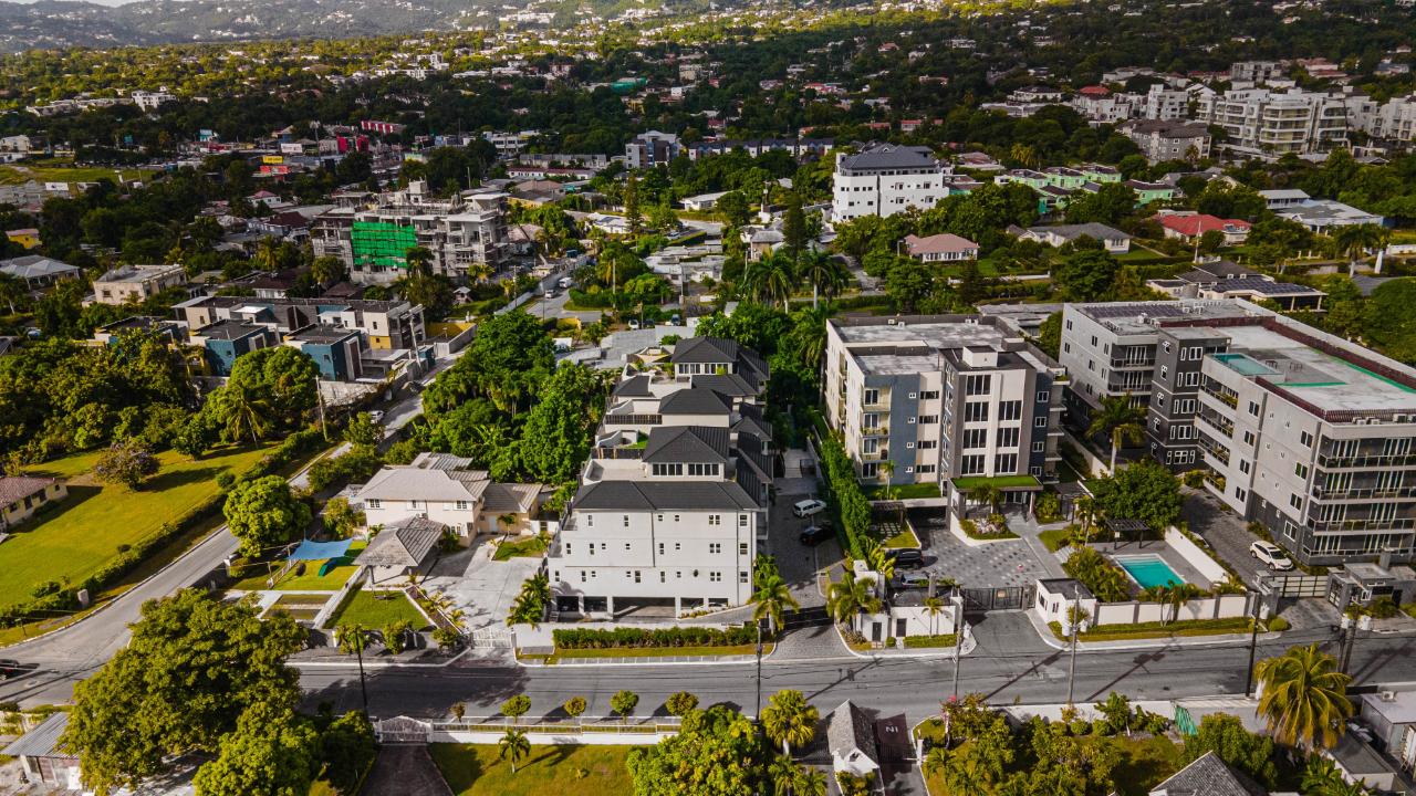 Apartment For Rent SALISBURY AVE, Kingston 6 2,000 Keez