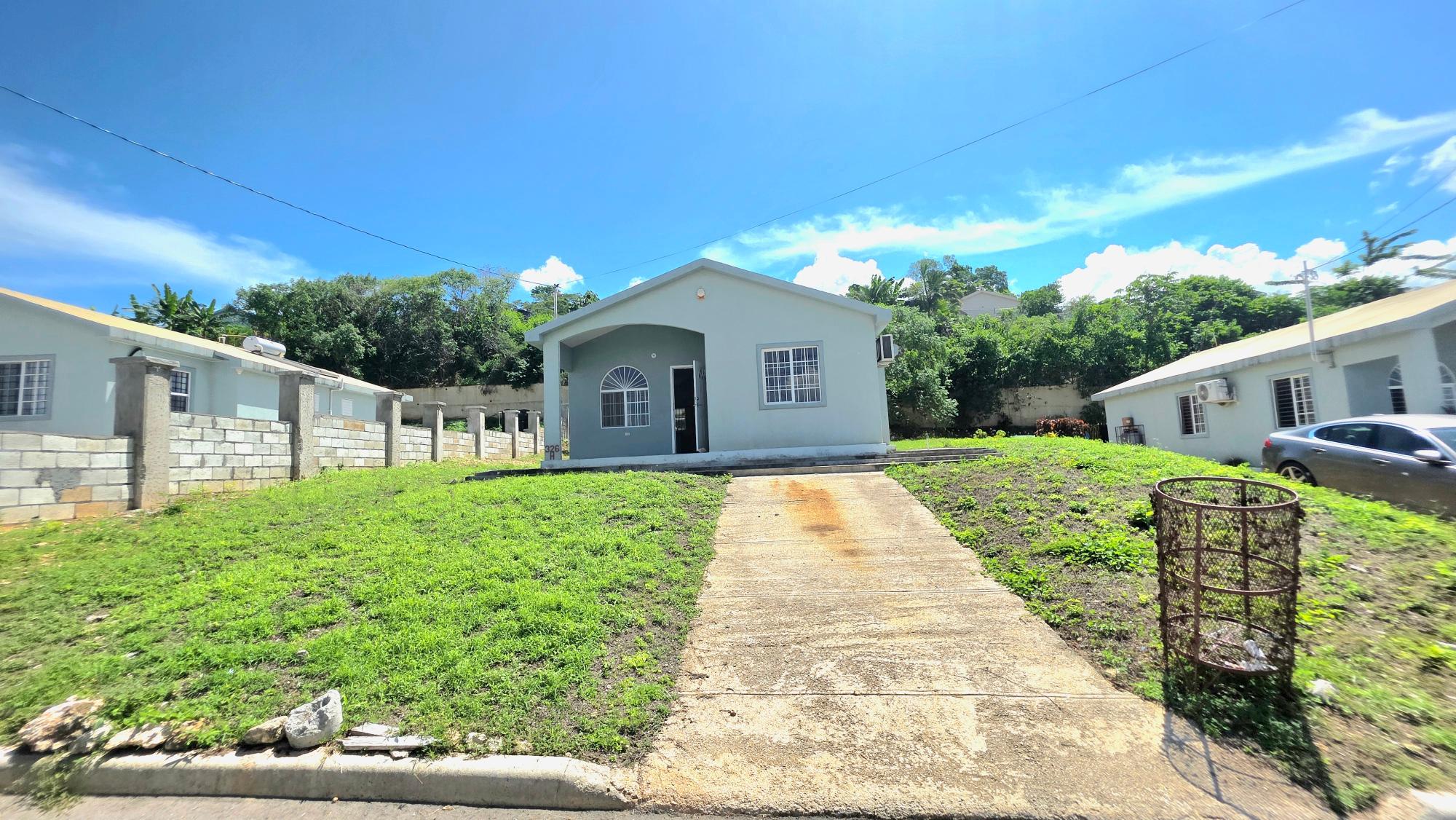 House For Sale CAMELOT VILLAGE, ST. ANN, Discovery Bay 39,500,000