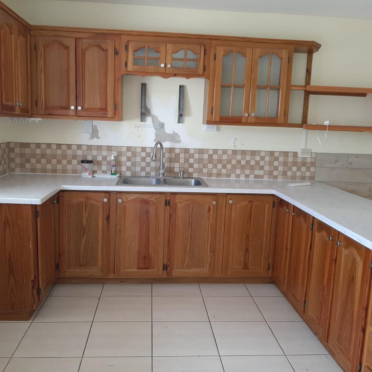 Townhouse For Sale HORATIO DRIVE, CHANCERY H, Red Hills 70,000,000