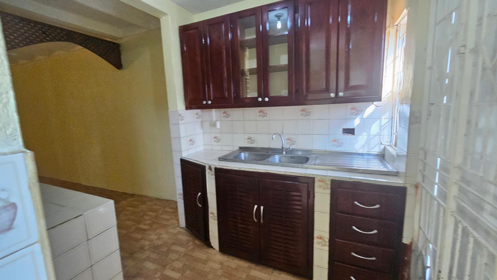 House For Rent SE 38TH WAY, Greater Portmore 100,000 Keez
