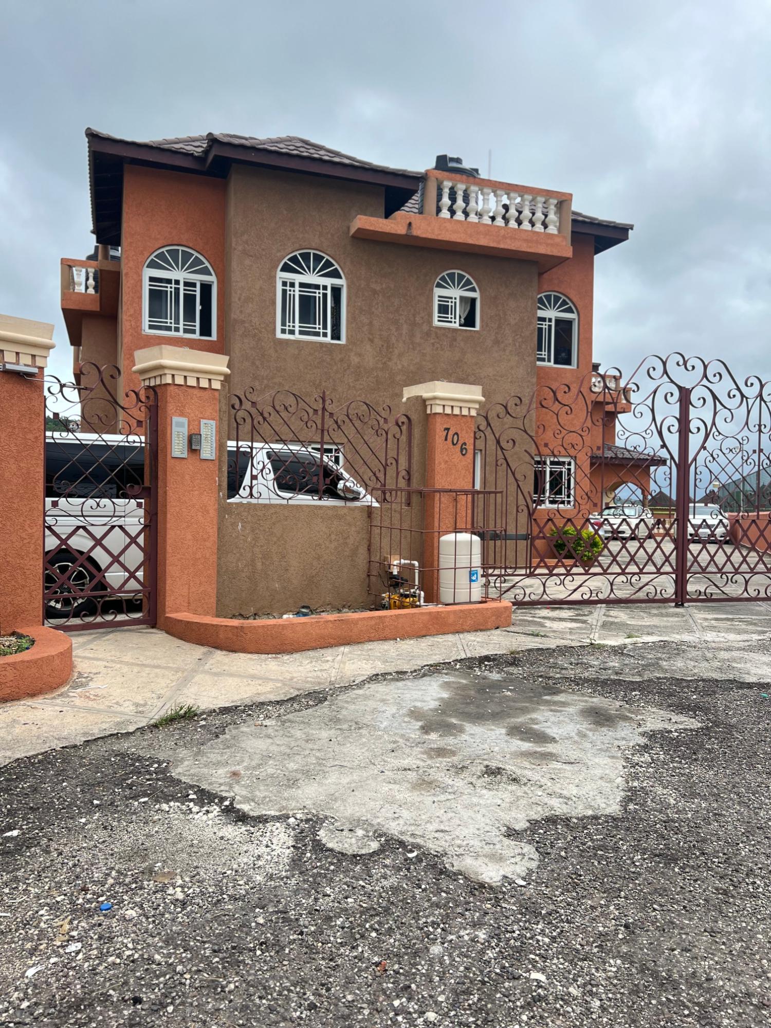 Apartment For Sale WESTGATE HILLS, Montego Bay 160,000 Keez
