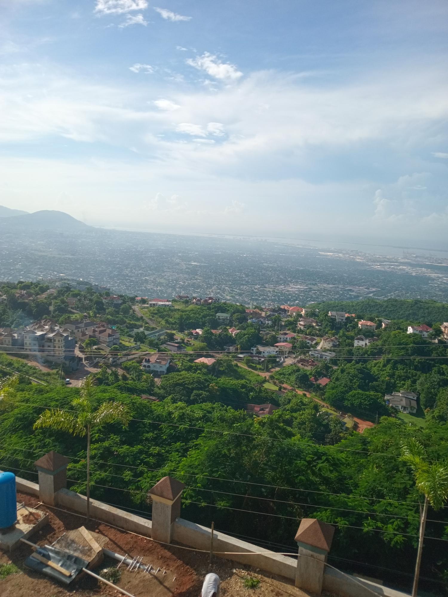 Apartment For Sale STANMORE, RED HILLS, Kingston 19 400,000 Keez