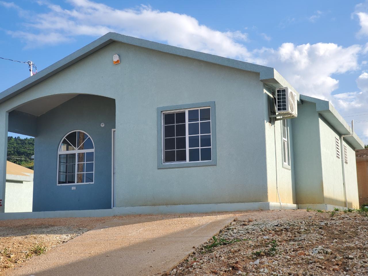House For Sale CAMELOT VILLAGE, Discovery Bay 245,000 Keez