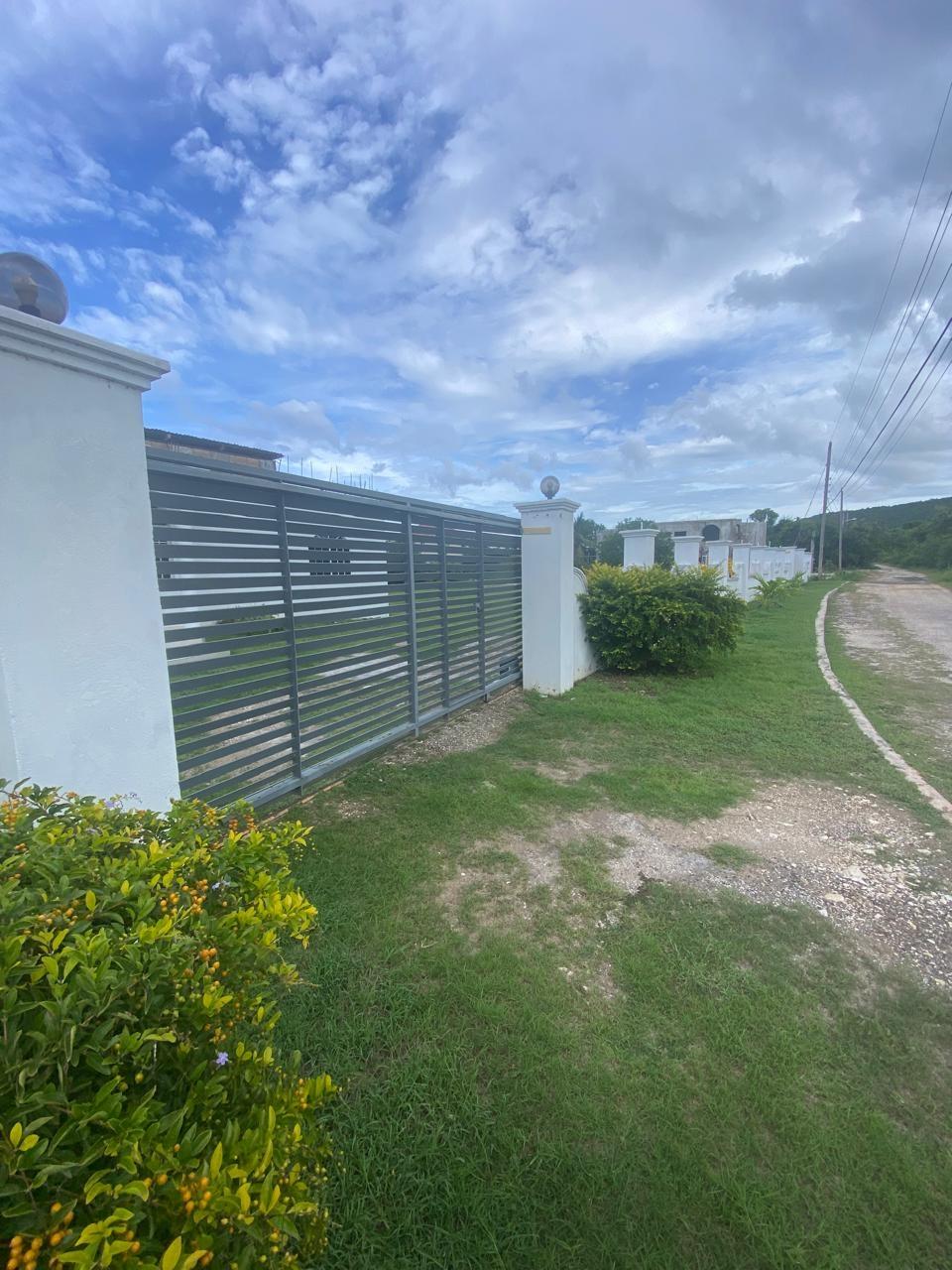 Apartment For Rent FLAMINGO BEACH, Falmouth 45,000 Keez