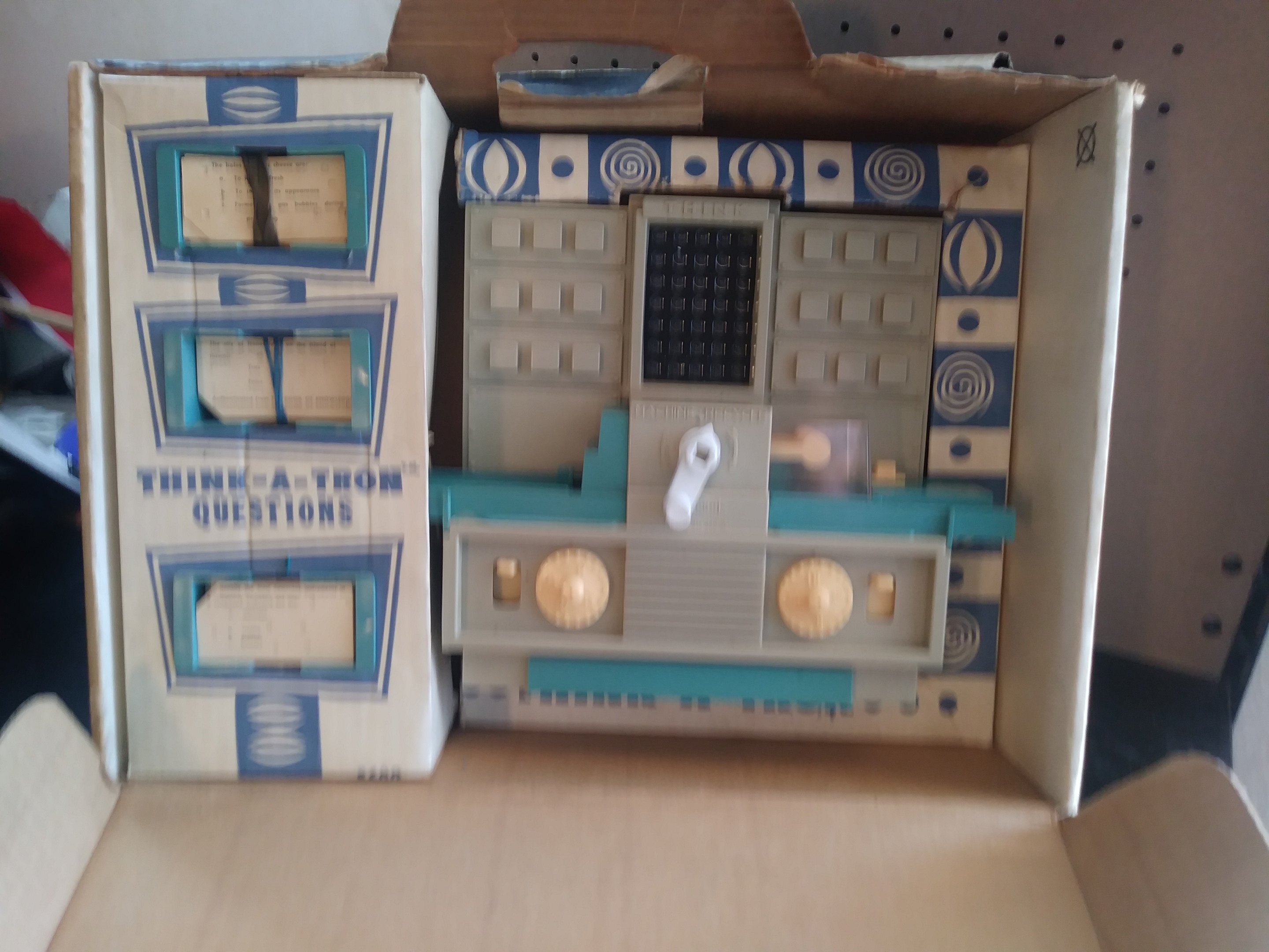 Hasbro ThinkATron Collectors Weekly