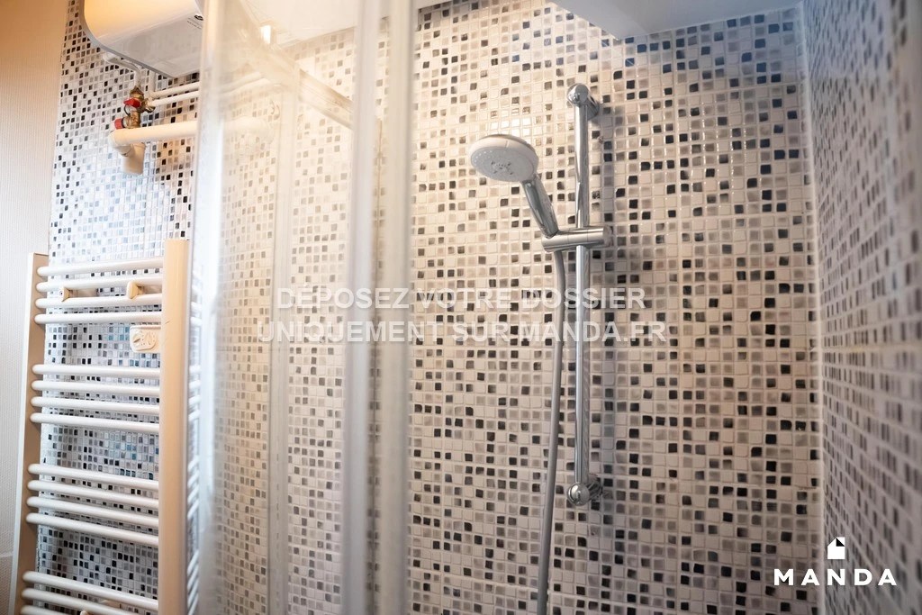 Location d'un T1 à Studio meublé lumineux à Paris 75002 Paris