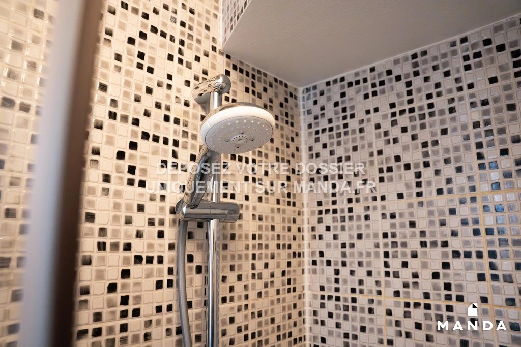 Location d'un T1 à Studio meublé lumineux à Paris 75002 Paris