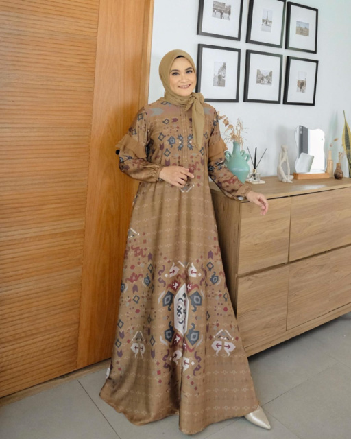 7 Model Gamis Modern Yang Modis Dan Sopan Dari Bahan Viscose Sampai