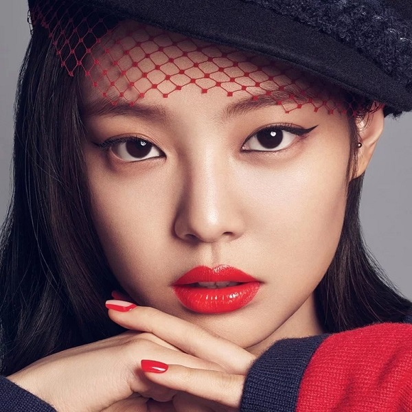 5 Tips Memakai Lipstik Merah Ala Korea Agar Tampil Menawan