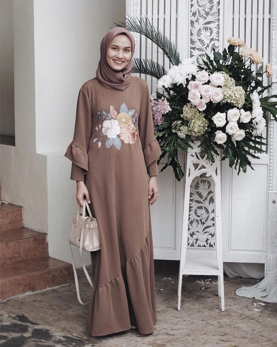 7 Tren Warna Baju Lebaran 2020, Termasuk Cokelat Susu