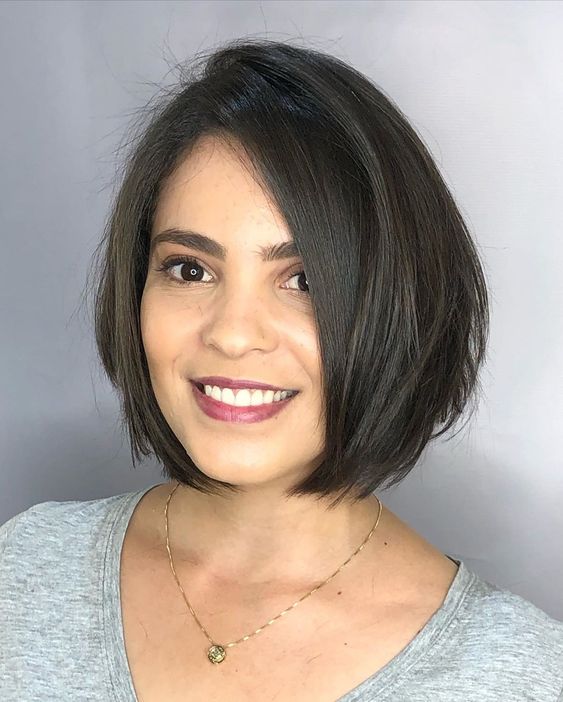 Model Rambut Pendek Wanita Gemuk Agar Terlihat Kurus