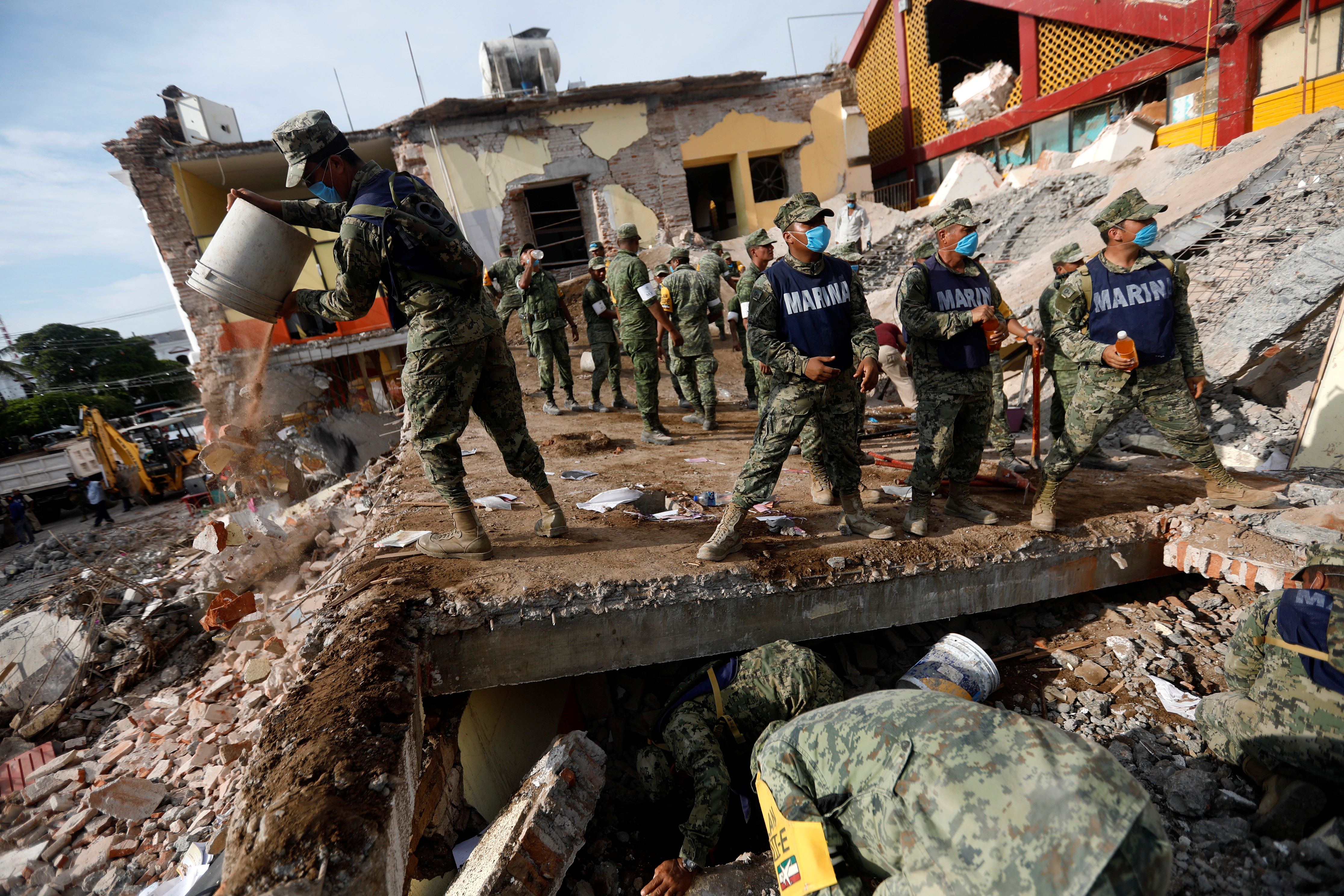 Twin earthquakes expose Mexico’s deep inequality PBS NewsHour