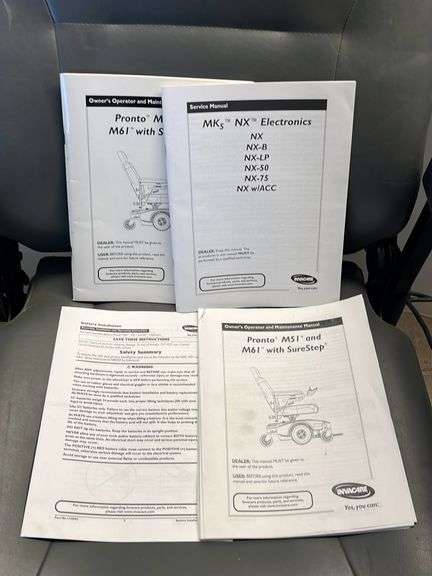 Pronto M51 Sure step mobility chair manuals included, needs batteries