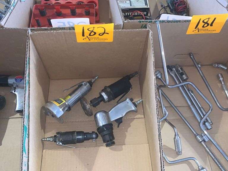 4 Central Pneumatic Air Tools - Assiter Auctioneers