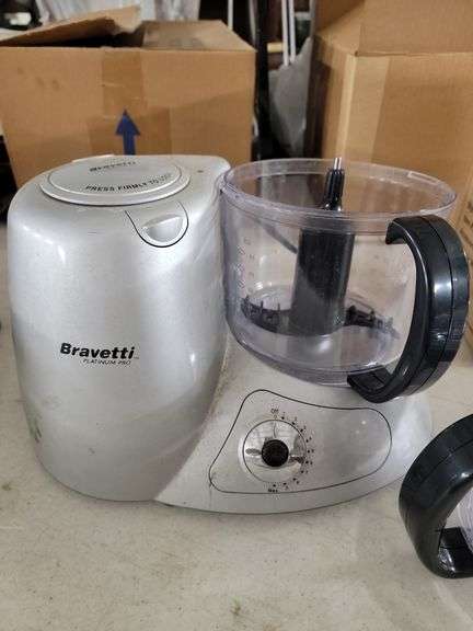 Bravetti food processor & attachments - Advantage Auction