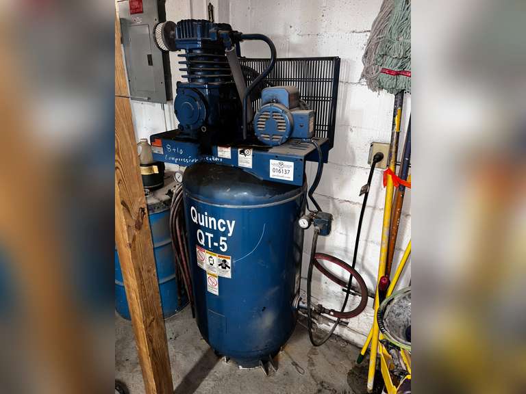 Quincy QT-5 Air Compressor - Gavel Roads Online Auctions