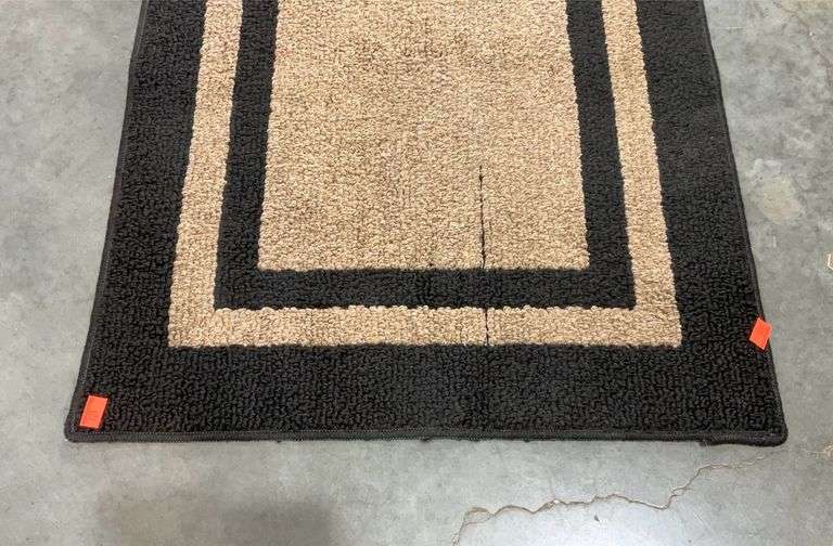Scatter rug, rubber backed, 46x30 Hash Auctions