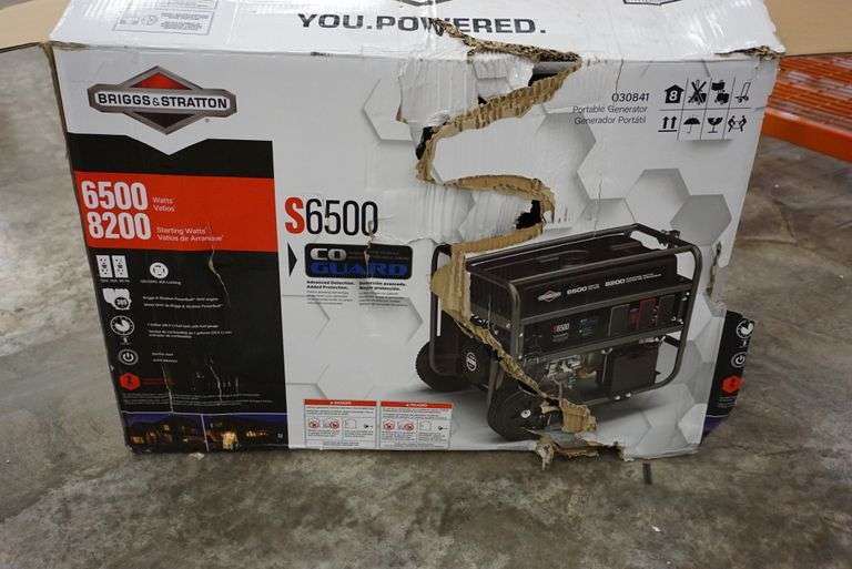 Briggs & Stratton 6500-Watt Electric Switch Gasoline Powered Portable