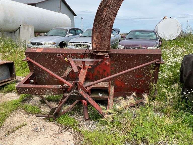 8 ft double auger snowblower - Hamilton-Maring Auction Group