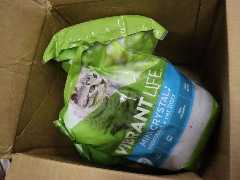 (3) Vibrant Life mini crystal cat litter 8 lb Matthews Auctioneers