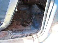 1972 OLDS 442 - WITH 442 ENGINE THAT TURNS - FLOORS ARE GREAT