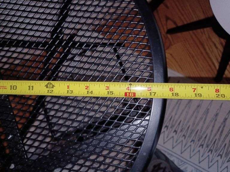 Black tray / side table, black metal round folding side table Mark