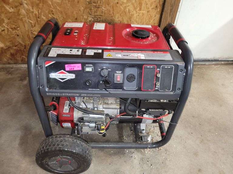 Briggs and Stratton XR2100 Professional 420cc 7500 Watt Generator in