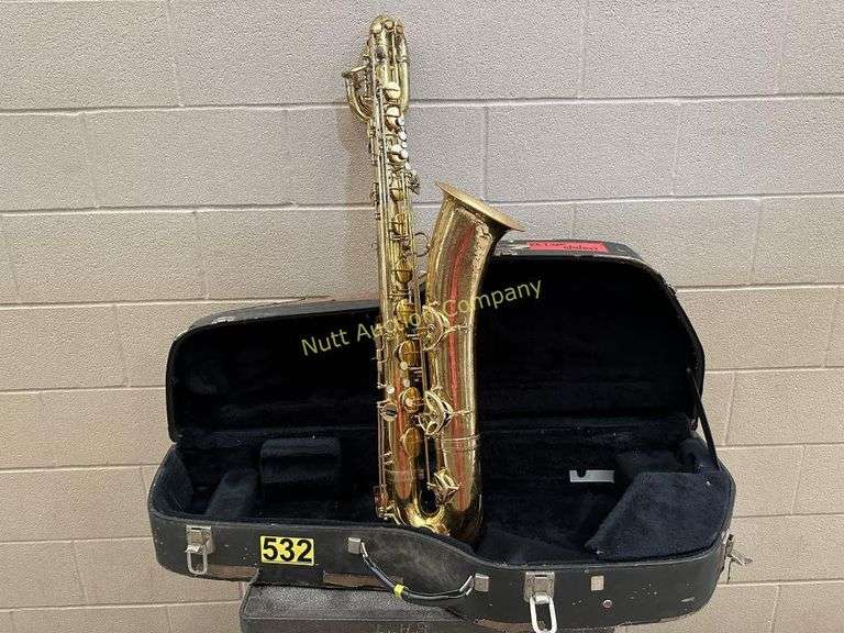 Selmer Bari Sax, Sr M174669, MISSING MOUTH PIECE Nutt Auction