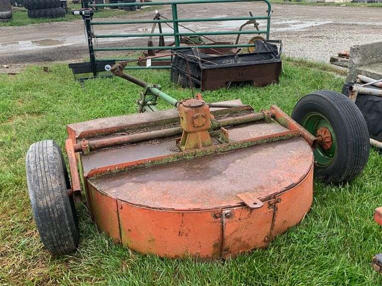 5' Pull type bush hog - Schmid Auction