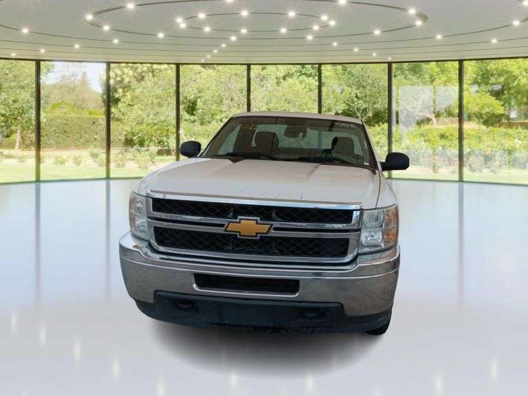 2013 Chevrolet Silverado 2500 Work Truck - Sierra Auction Management Inc