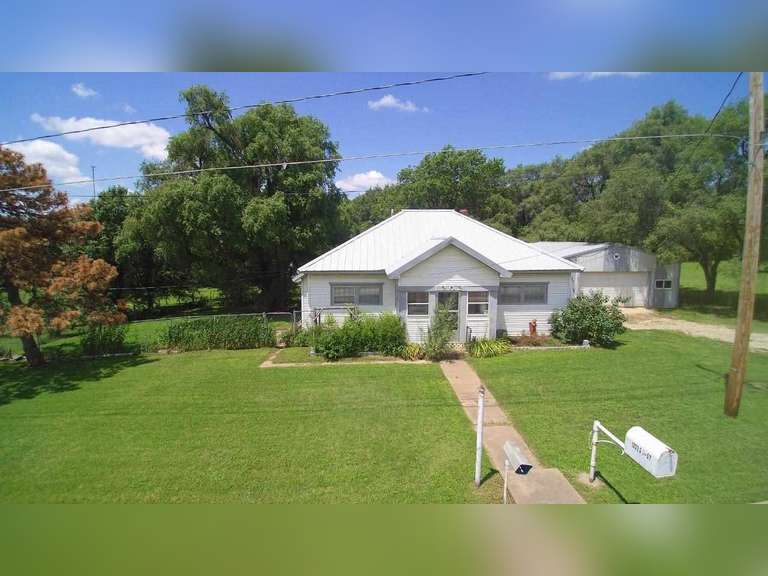 2.86 ACRES with Home, Wellington, Ks J.P. Weigand & Sons, Inc